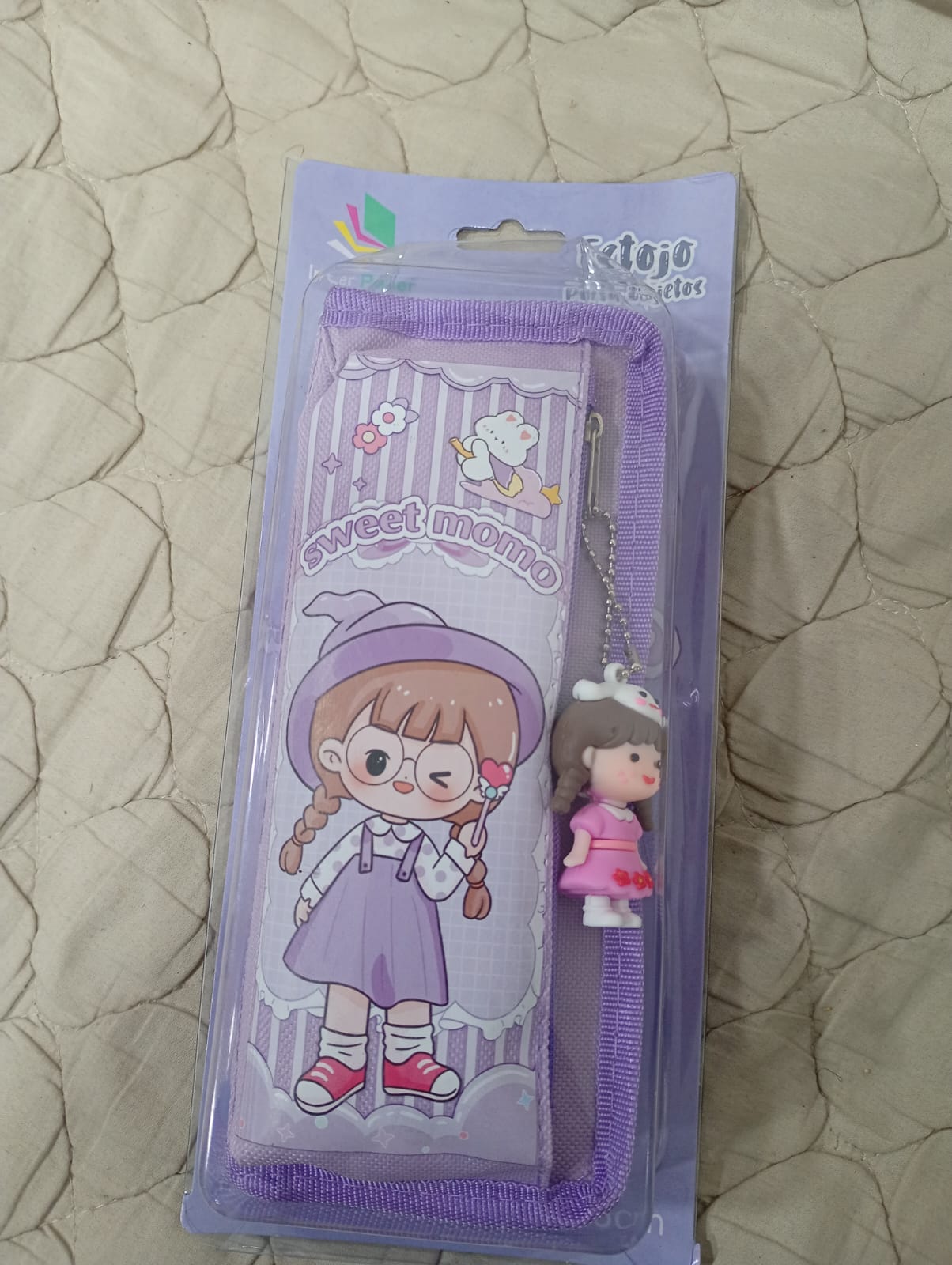 Estojo Escolar Lilás com Estampa Fofa e Zíper - Imagem 2